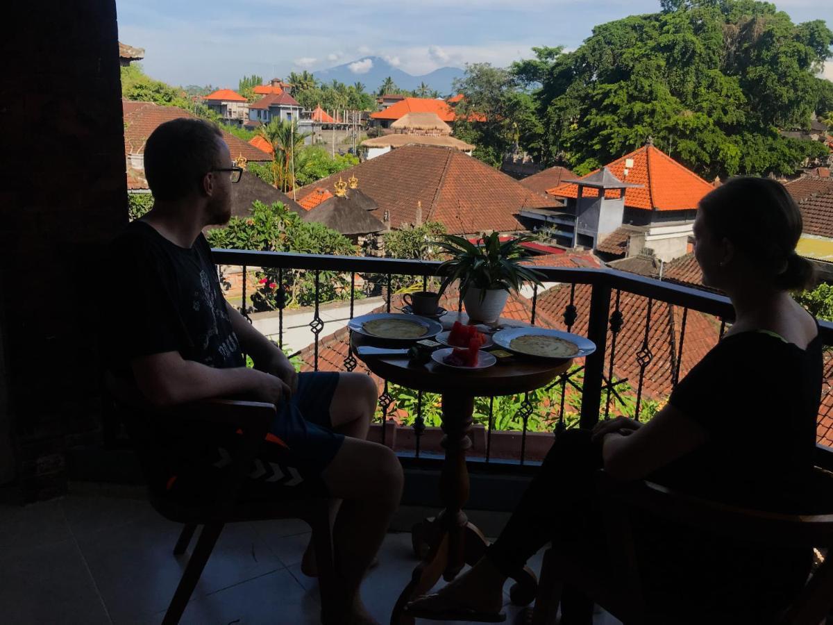 Kampung Sari Camping